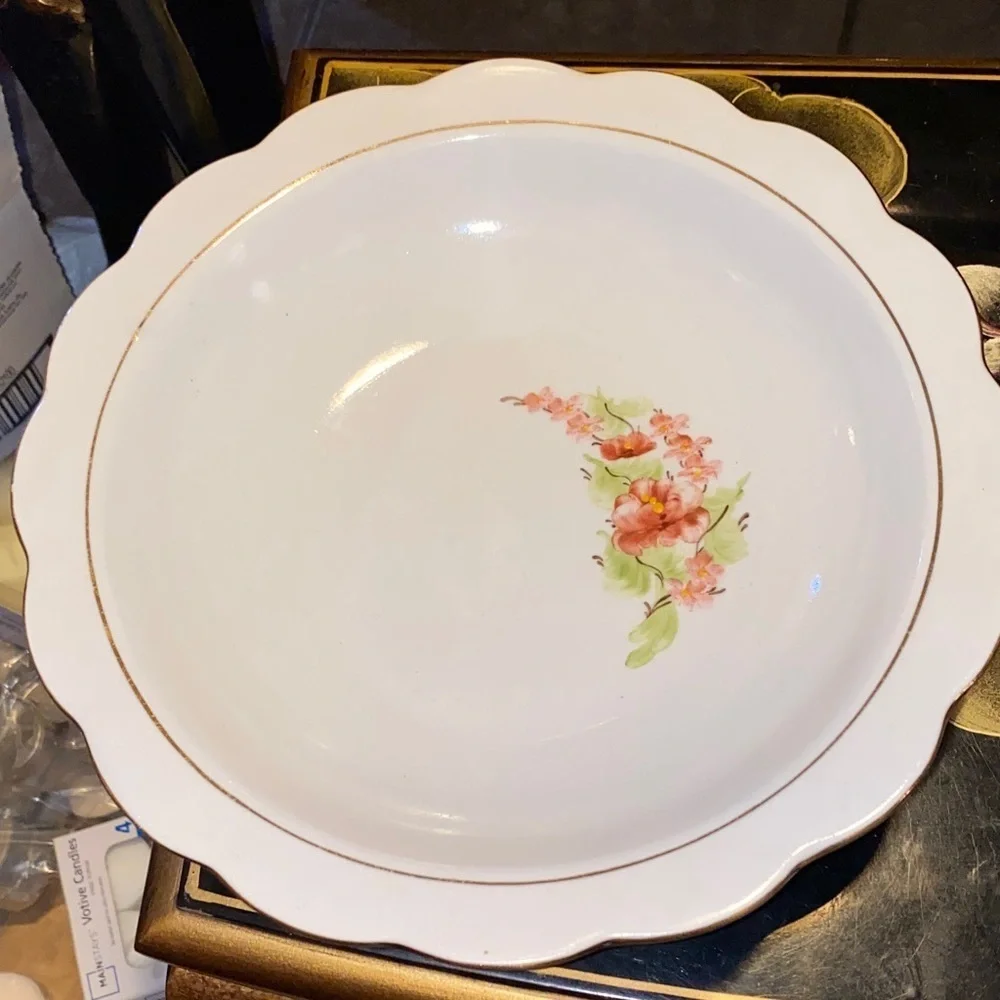 Vintage 1978 Sumer Bank Made In Turkey Set of 2 Covered Bowls Dishes